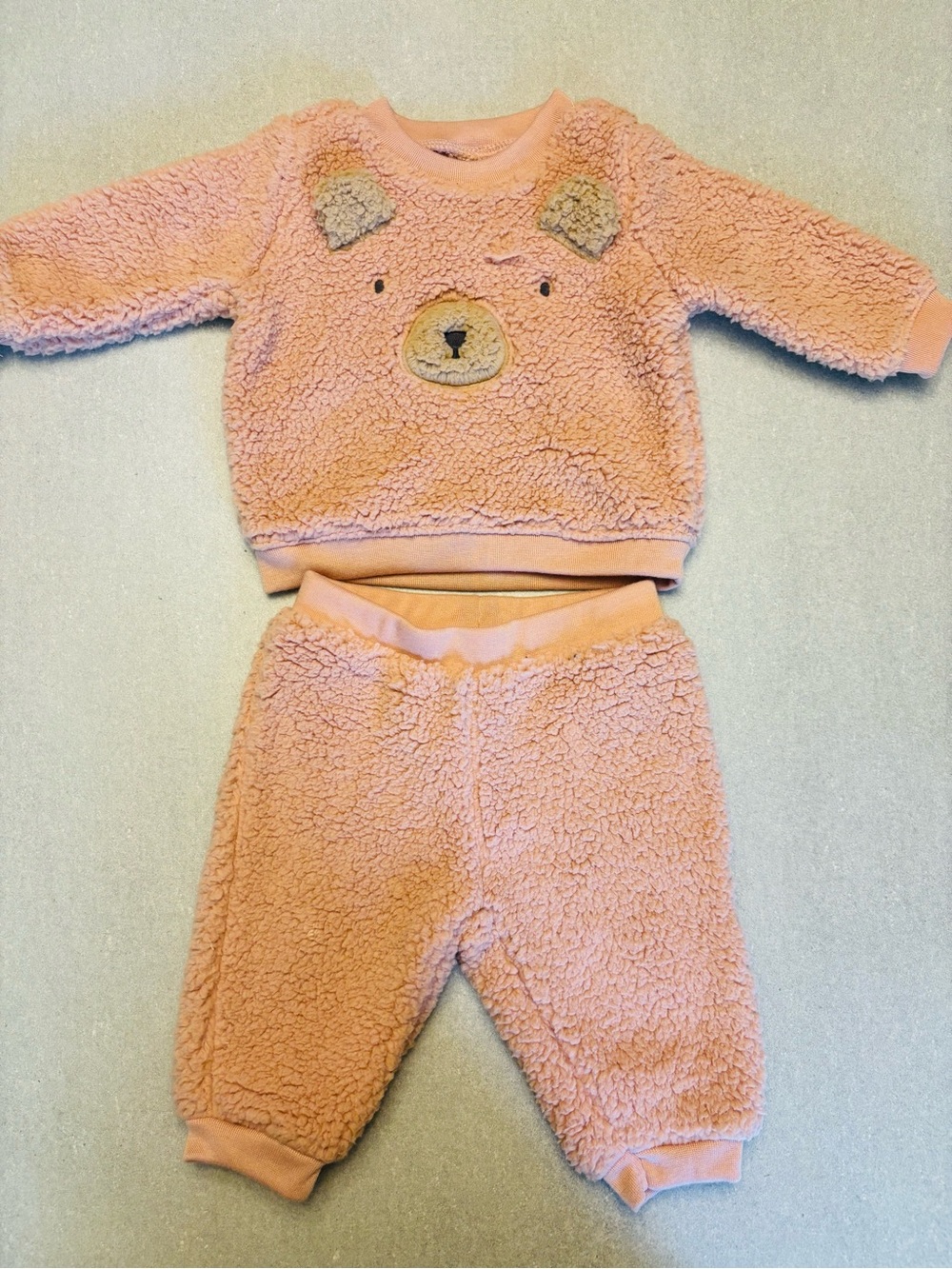 Carter’s Outfit